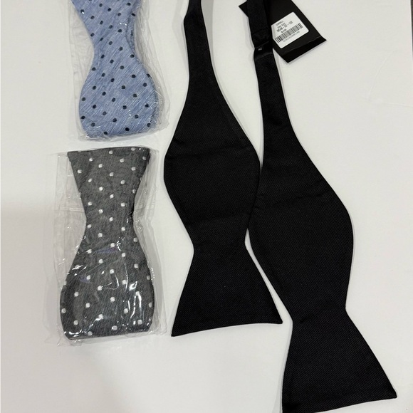Set of Three Self-Tie Bow Ties - Black, Blue, & Gray NWT Formal Business Church - Picture 2 of 5
